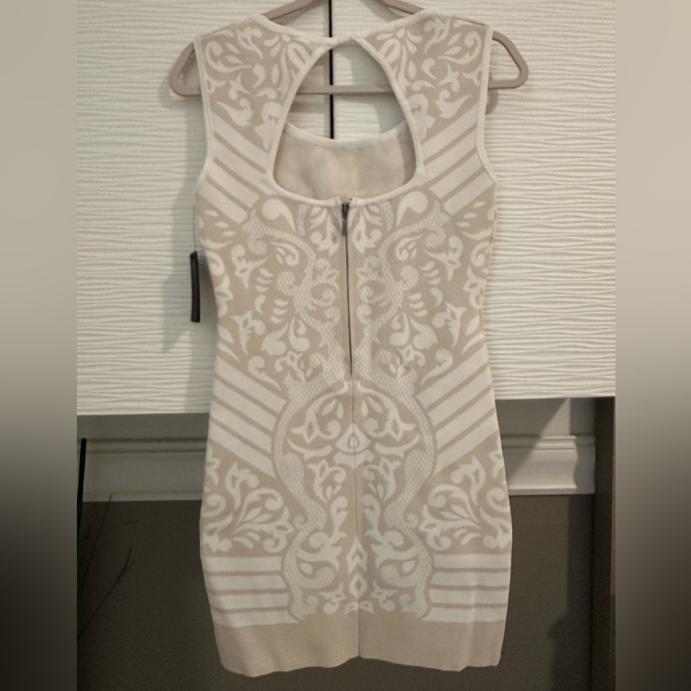 Guess beautiful dress - Picture 4 of 7